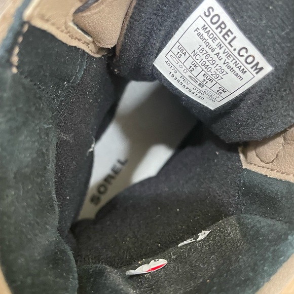 NEW Sorel winter snow boots boy 13 - Picture 3 of 10